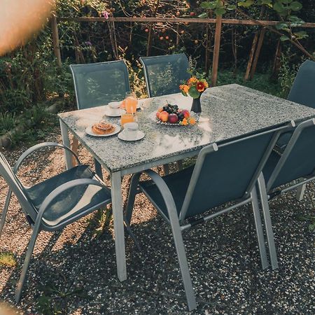 Armonia Altach, 2-6 P, 2 Schlafzimmer, Kueche, Parkplatz, Balkon, Wifi, Garten, Stellplatz Fuer Ski ภายนอก รูปภาพ